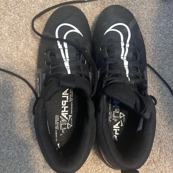 Nike football cleats men’s size 10 worn once - Picture 1 of 1